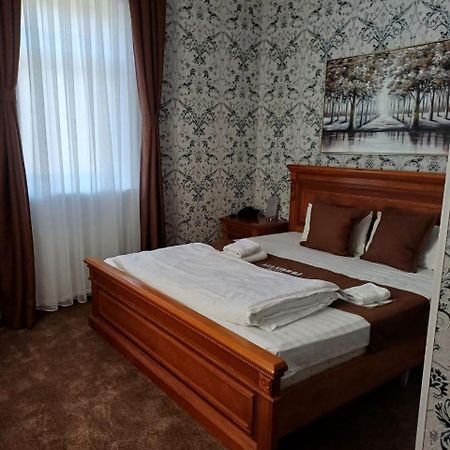 Maximum Hotel Nevai Dış mekan fotoğraf