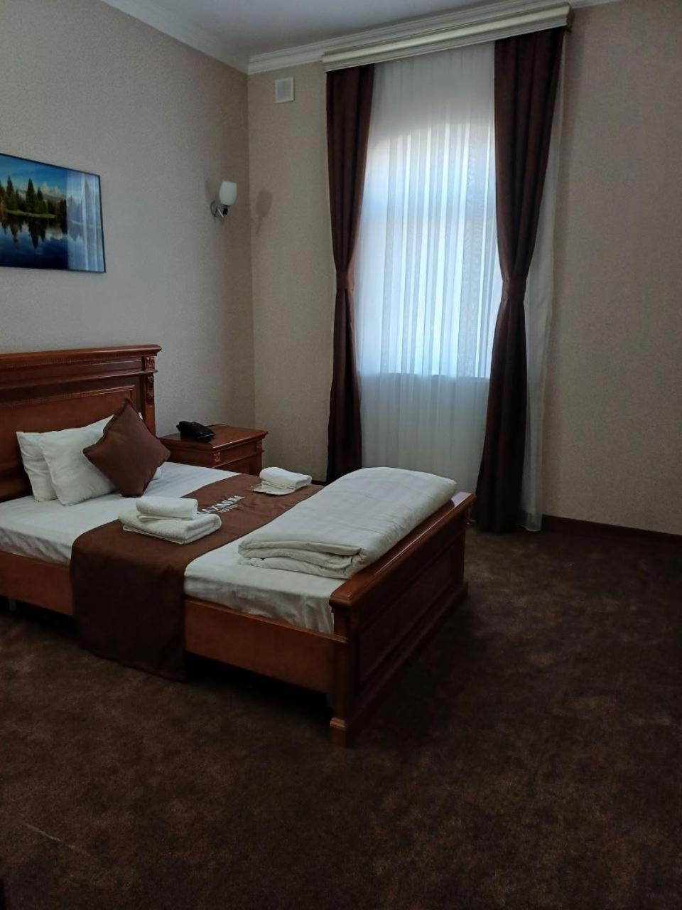 Maximum Hotel Nevai Dış mekan fotoğraf